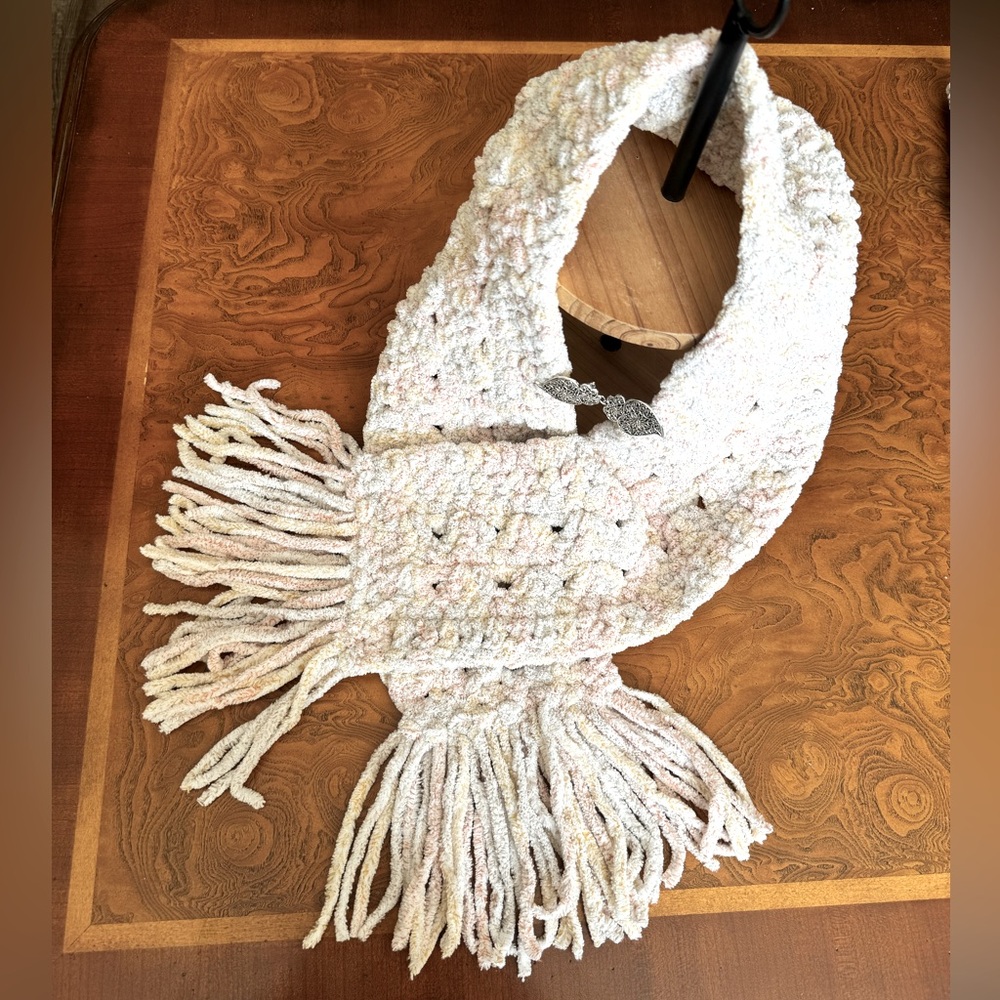 Handcrafted Hand Crocheted Scarflet (Short Scarf) with Cute Scarf Clip